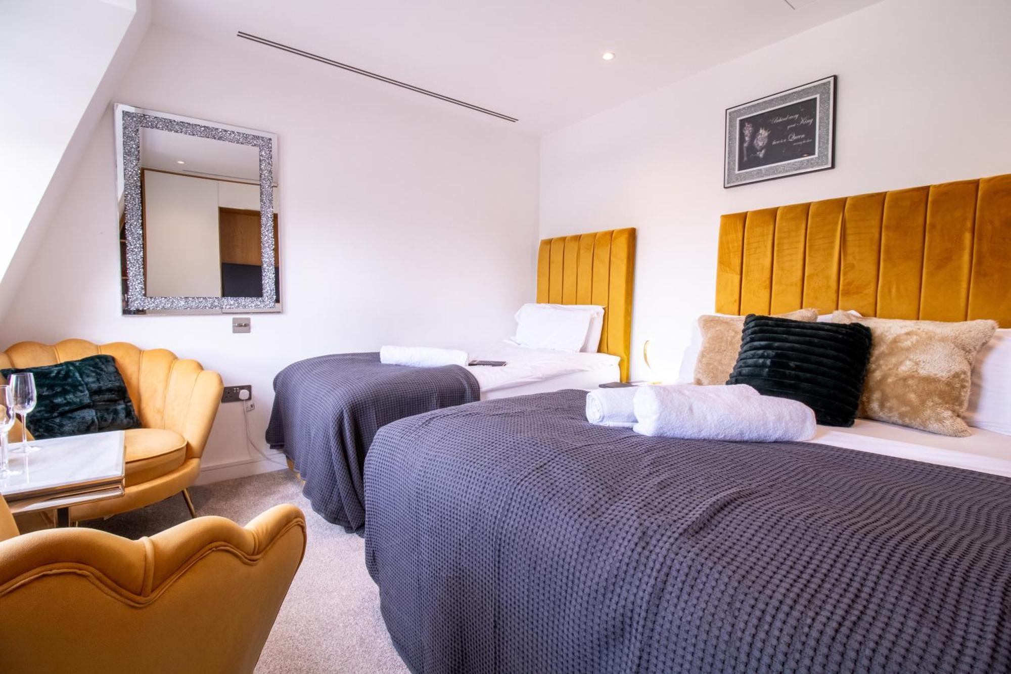 Luxurious 1-Bedroom Penthouse In Marble Arch 71 ลอนดอน ภายนอก รูปภาพ