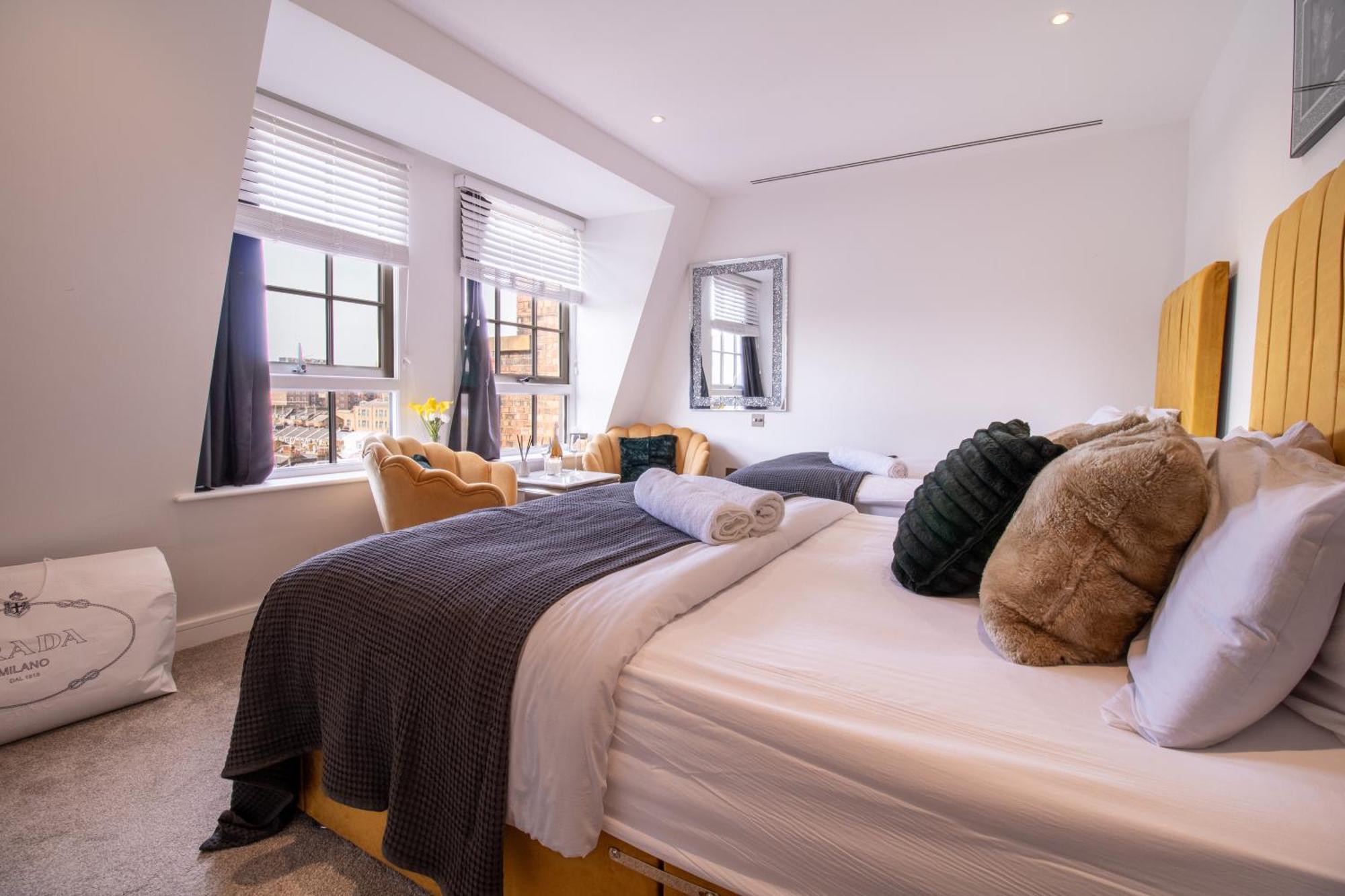 Luxurious 1-Bedroom Penthouse In Marble Arch 71 ลอนดอน ภายนอก รูปภาพ